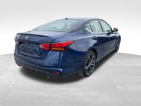 Used 2024 Nissan Altima 2.5 SR image 7