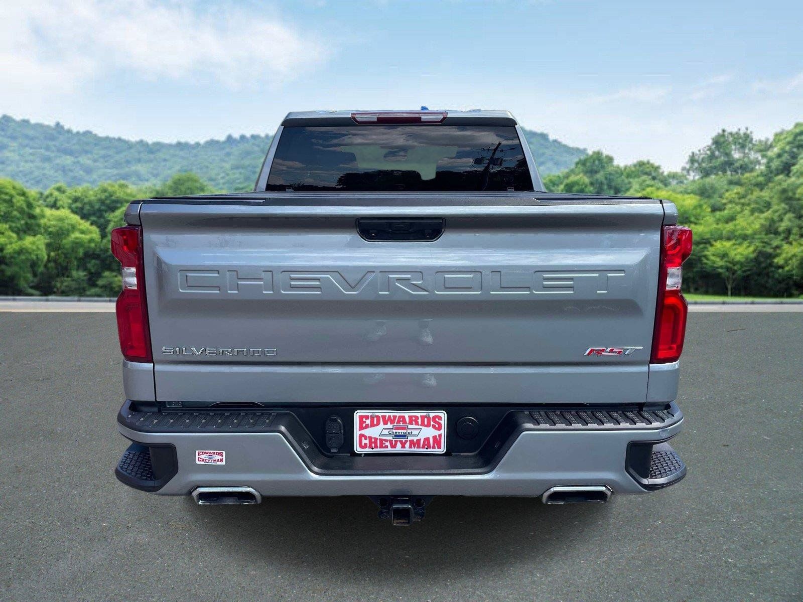 Used 2023 Chevrolet Silverado 1500 RST AWD/4WD image 22