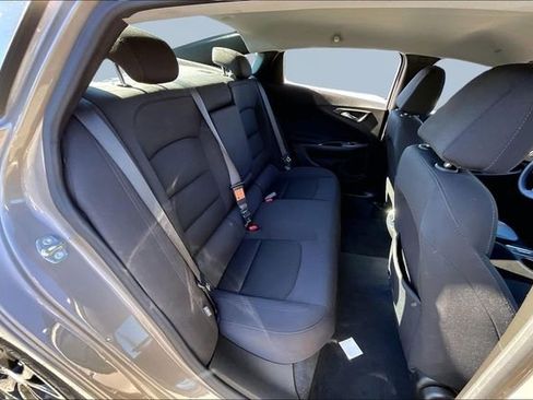 Used 2023 Chevrolet Malibu LT image 17