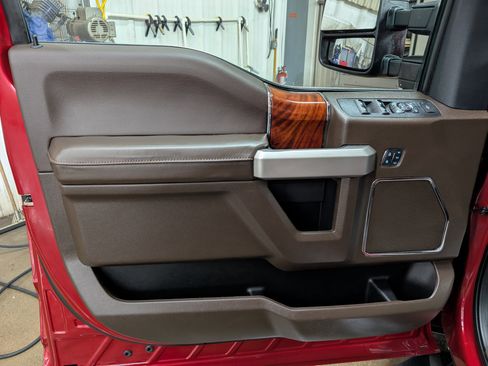 Used 2022 Ford F350 King Ranch w/ Chrome Package image 15