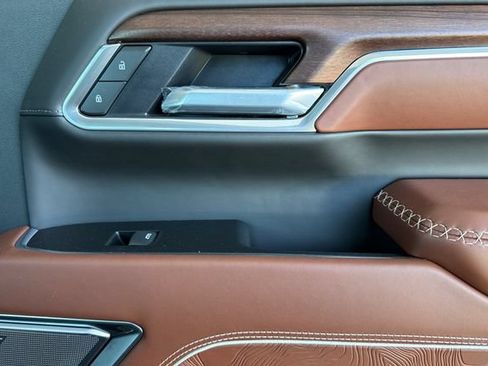 New 2026 GMC Sierra 2500 Denali Ultimate AWD/4WD image 19