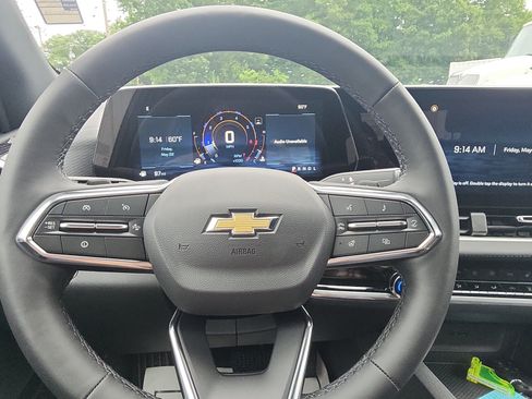 New 2026 Chevrolet Equinox LT FWD image 15