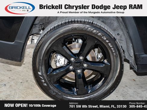 Used 2024 Jeep Grand Cherokee Altitude image 42