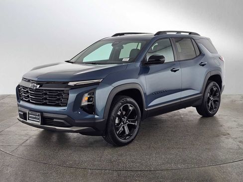 New 2026 Chevrolet Equinox LT w/ Convenience Package II FWD image 7