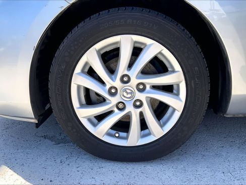 Used 2012 MAZDA MAZDA3 i Touring FWD image 8