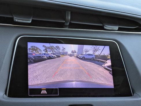 Certified 2023 Cadillac XT4 Premium Luxury w/ Technology Package image 29