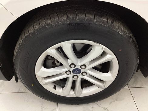 Used 2019 Ford Edge SEL w/ Equipment Group 201A image 46