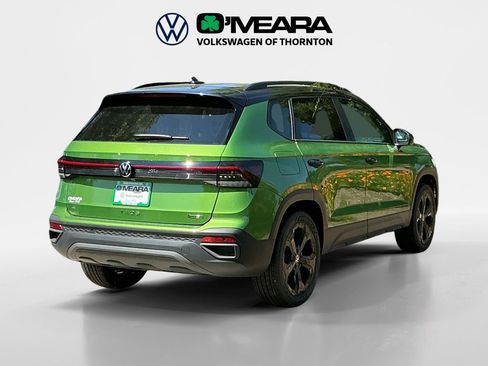 New 2025 Volkswagen Taos SE image 5