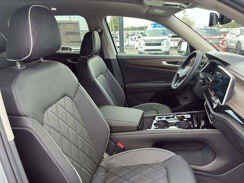 New 2026 Volkswagen Atlas SEL Premium R-Line AWD/4WD image 9
