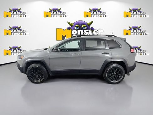 Used 2022 Jeep Cherokee Trailhawk w/ Trailer Tow Group AWD/4WD image 8
