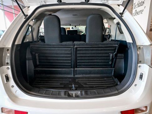 Used 2014 Mitsubishi Outlander SE AWD/4WD image 22