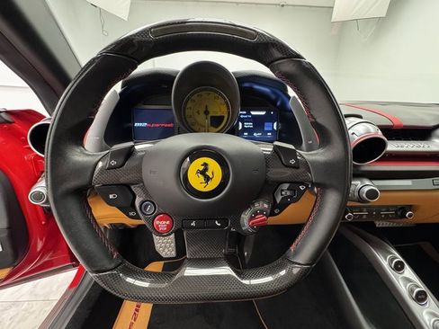 Used 2020 Ferrari 812 Superfast image 23