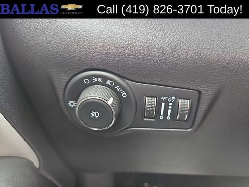 Used 2022 Jeep Compass Limited AWD/4WD image 31