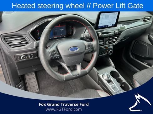 Certified 2025 Ford Escape ST-Line Select AWD/4WD image 15
