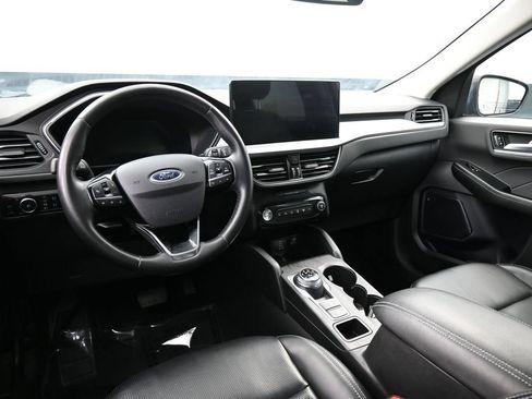 Used 2024 Ford Escape Platinum AWD/4WD image 11
