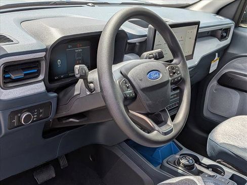 New 2026 Ford Maverick XLT FWD image 3