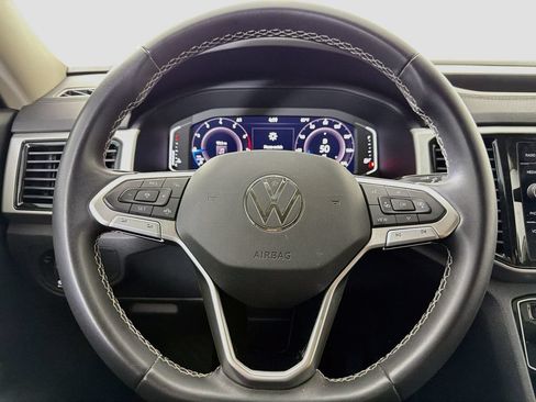 Used 2023 Volkswagen Atlas SE w/ Black Wheel Package FWD image 14