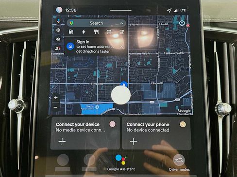New 2026 Volvo XC90 T8 Plus image 14