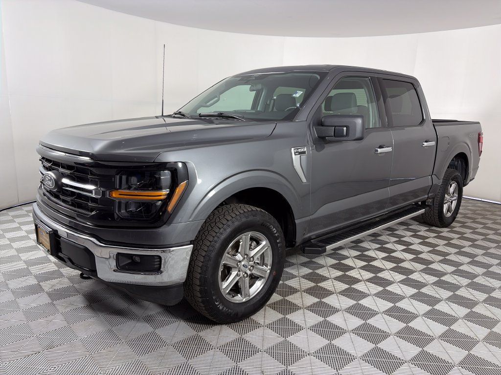 Used 2025 Ford F150 XLT w/ Equipment Group 301A Standard AWD/4WD image 3