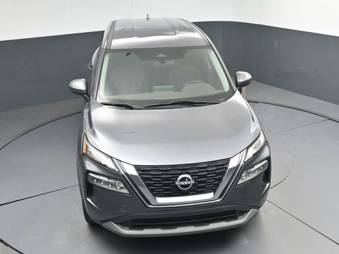 Certified 2023 Nissan Rogue SV FWD image 28