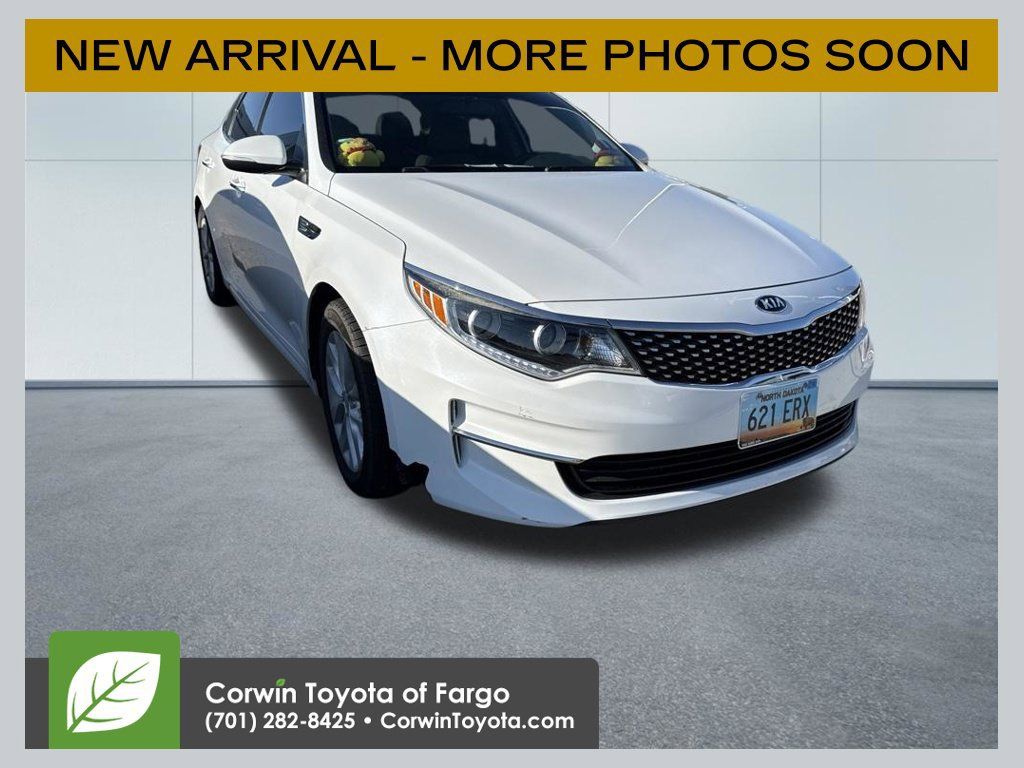 Used 2017 Kia Optima EX FWD 360° Tour