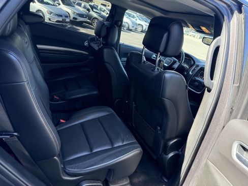 Used 2019 Dodge Durango SXT image 16