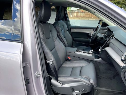 New 2026 Volvo XC90 T8 Ultra w/ Protection Package AWD/4WD image 32