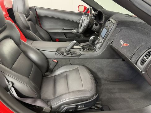 Used 2013 Chevrolet Corvette Convertible w/ 3LT Preferred Equipment Group image 9