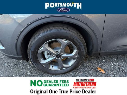 Used 2025 Ford Escape ST-Line w/ Tech Pack #1 image 28