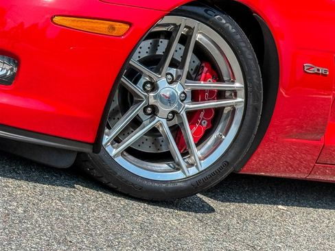 Used 2008 Chevrolet Corvette Z06 w/ Preferred Equipment Group RWD image 5