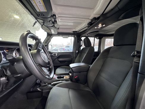 Used 2023 Jeep Wrangler Sport image 13
