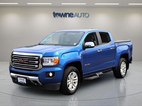 Used 2020 GMC Canyon SLT w/ Trailering Package AWD/4WD image 3