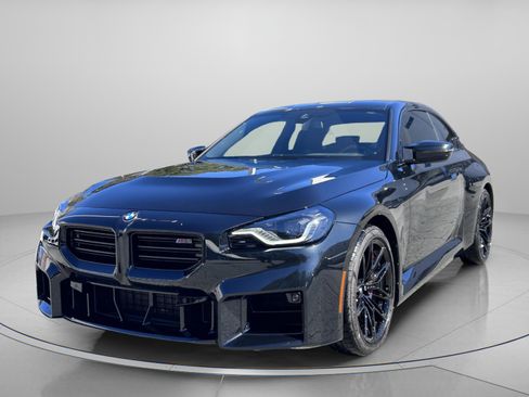 Used 2025 BMW M2 w/ Lighting Package image 3