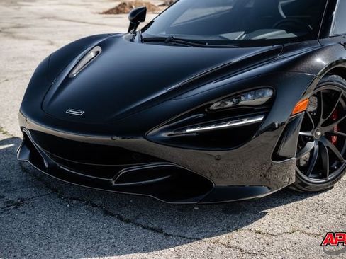 Used 2019 McLaren 720S image 22