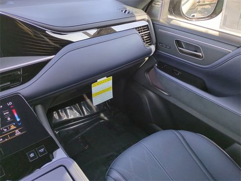 New 2026 INFINITI QX80 4WD w/ Sport Exterior Package image 17