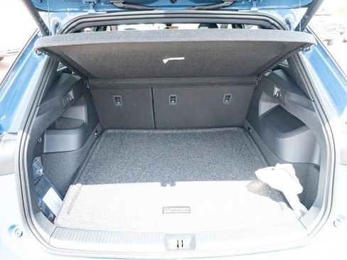 New 2026 Volkswagen Tiguan SEL R-Line AWD/4WD image 37