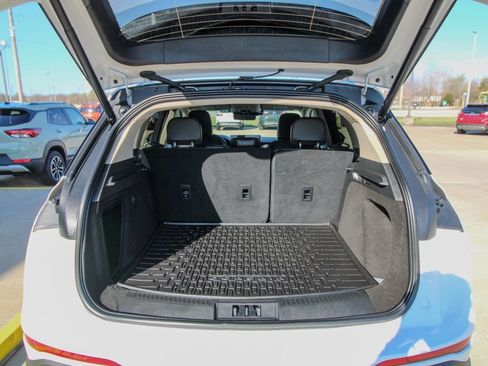 Used 2025 Lincoln Corsair Reserve w/ Equipment Group 202A image 5