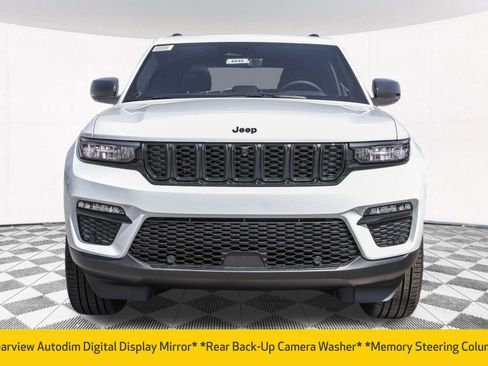 New 2025 Jeep Grand Cherokee Limited w/ Luxury Tech Group II image 9
