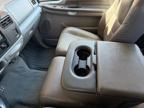 Used 2002 Ford F350 2WD Crew Cab DRW Super Duty image 33