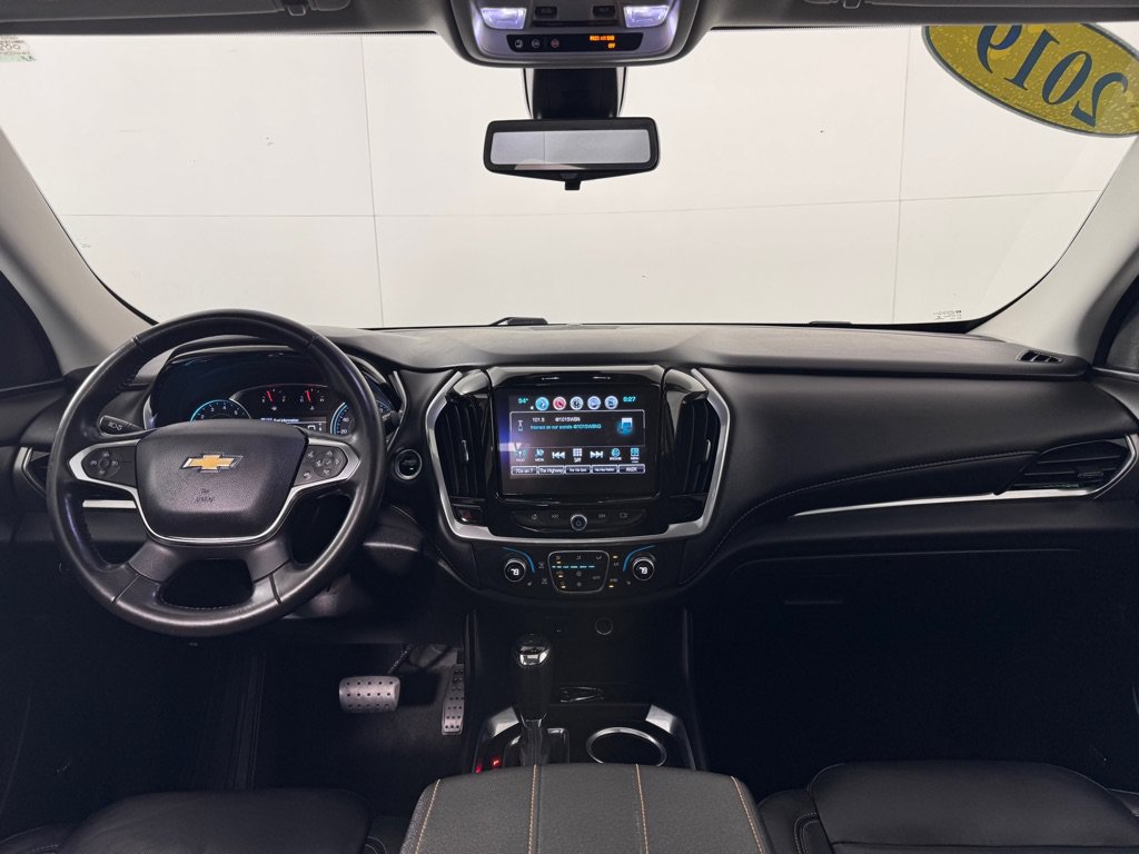Used 2019 Chevrolet Traverse LT w/ LT Premium Package FWD image 21