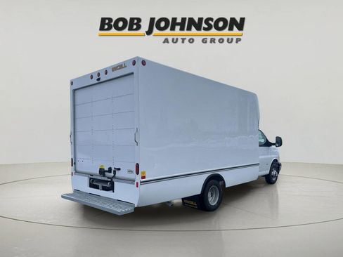 New 2026 Chevrolet Express 3500 w/ Power Convenience Package image 3