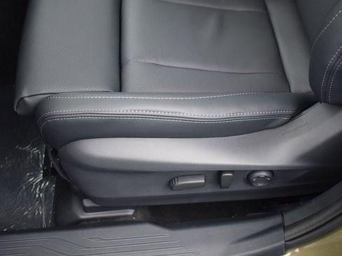 Certified 2025 Subaru Outback Limited XT image 28