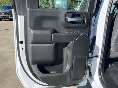 Used 2025 Chevrolet Silverado 2500 W/T w/ WT/CX Safety Package image 17