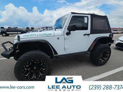 Used 2016 Jeep Wrangler Sport AWD/4WD image 3