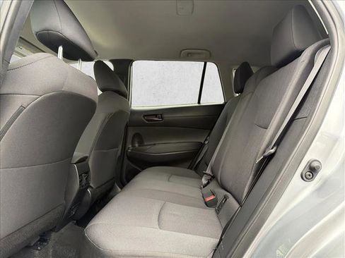 Used 2025 Toyota Corolla Cross LE image 22