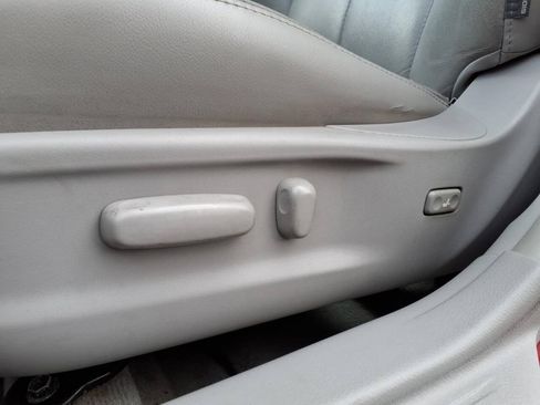 Used 2009 Toyota Camry Hybrid FWD image 5
