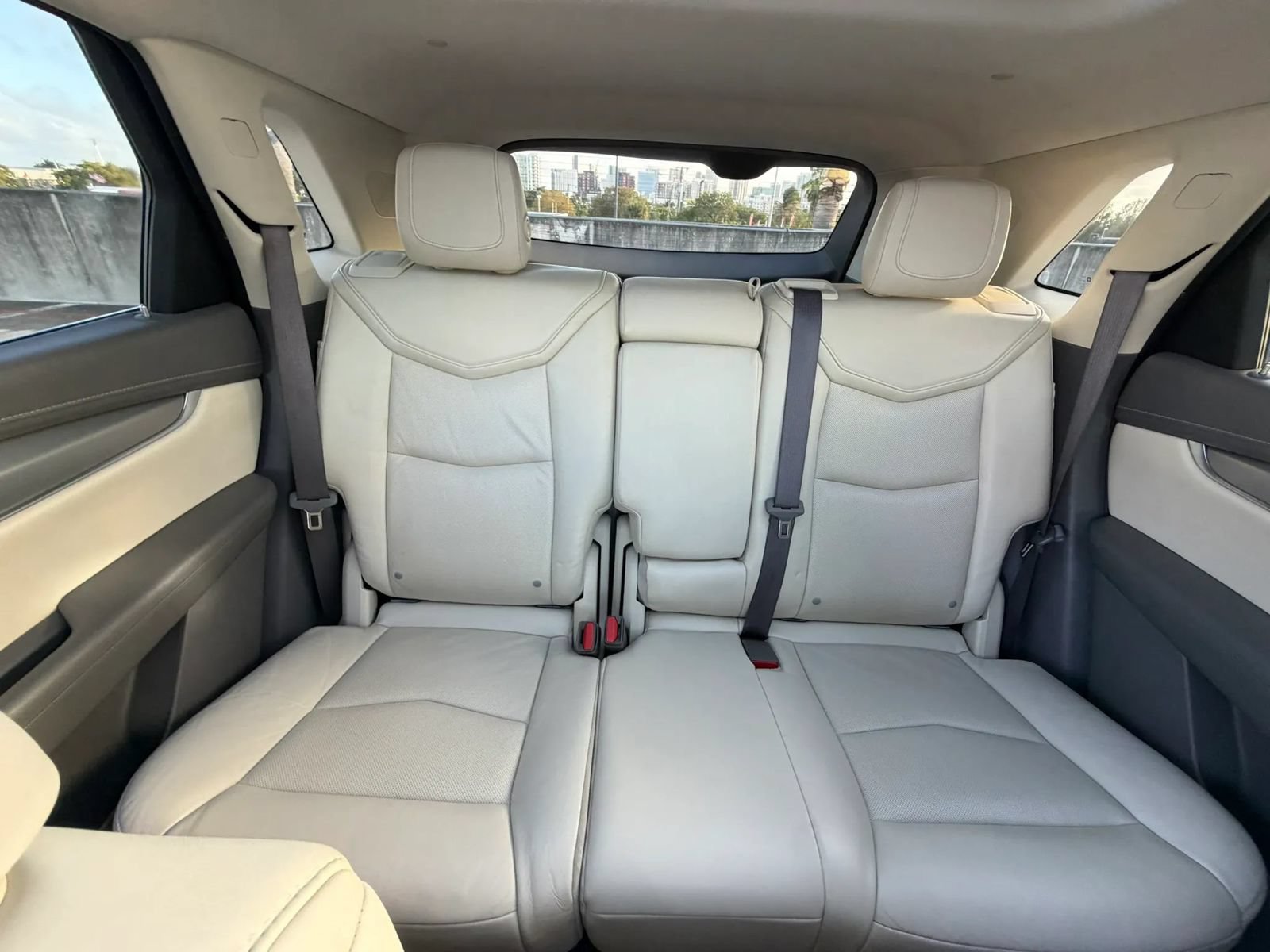 Used 2017 Cadillac XT5 Luxury w/ Driver Awareness Package FWD image 50