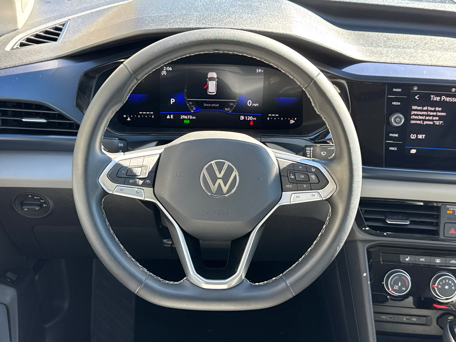 Used 2023 Volkswagen Taos SE FWD image 23