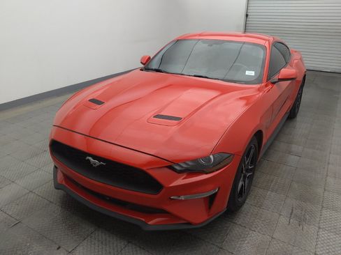 Used 2019 Ford Mustang Premium RWD image 15