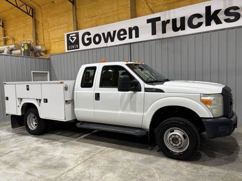 Used 2015 Ford F350 XL AWD/4WD image 3